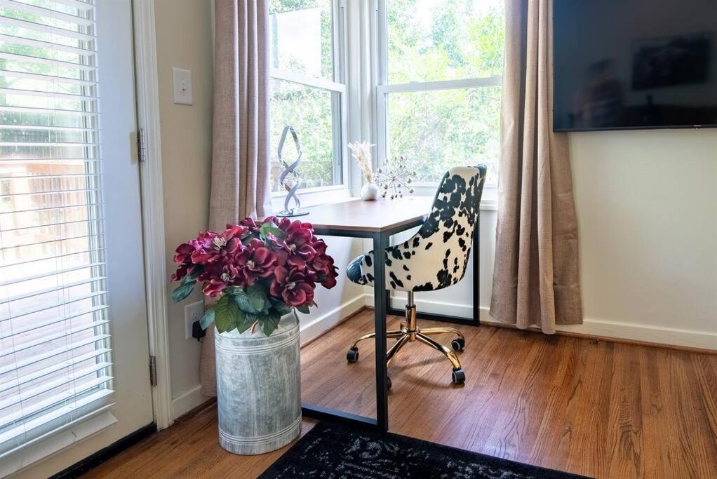 Holiday home Serenity On Montclair - Groups/games/fastwifi *