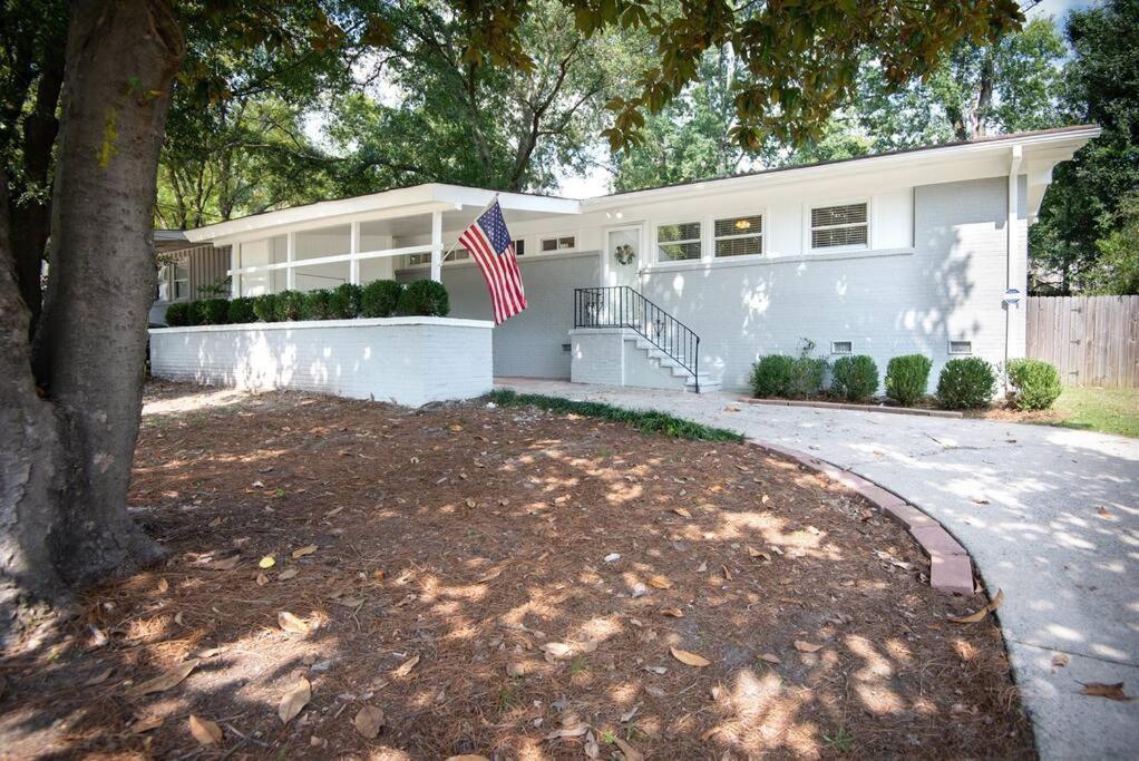 Serenity On Montclair - Groups/games/fastwifi Holiday home